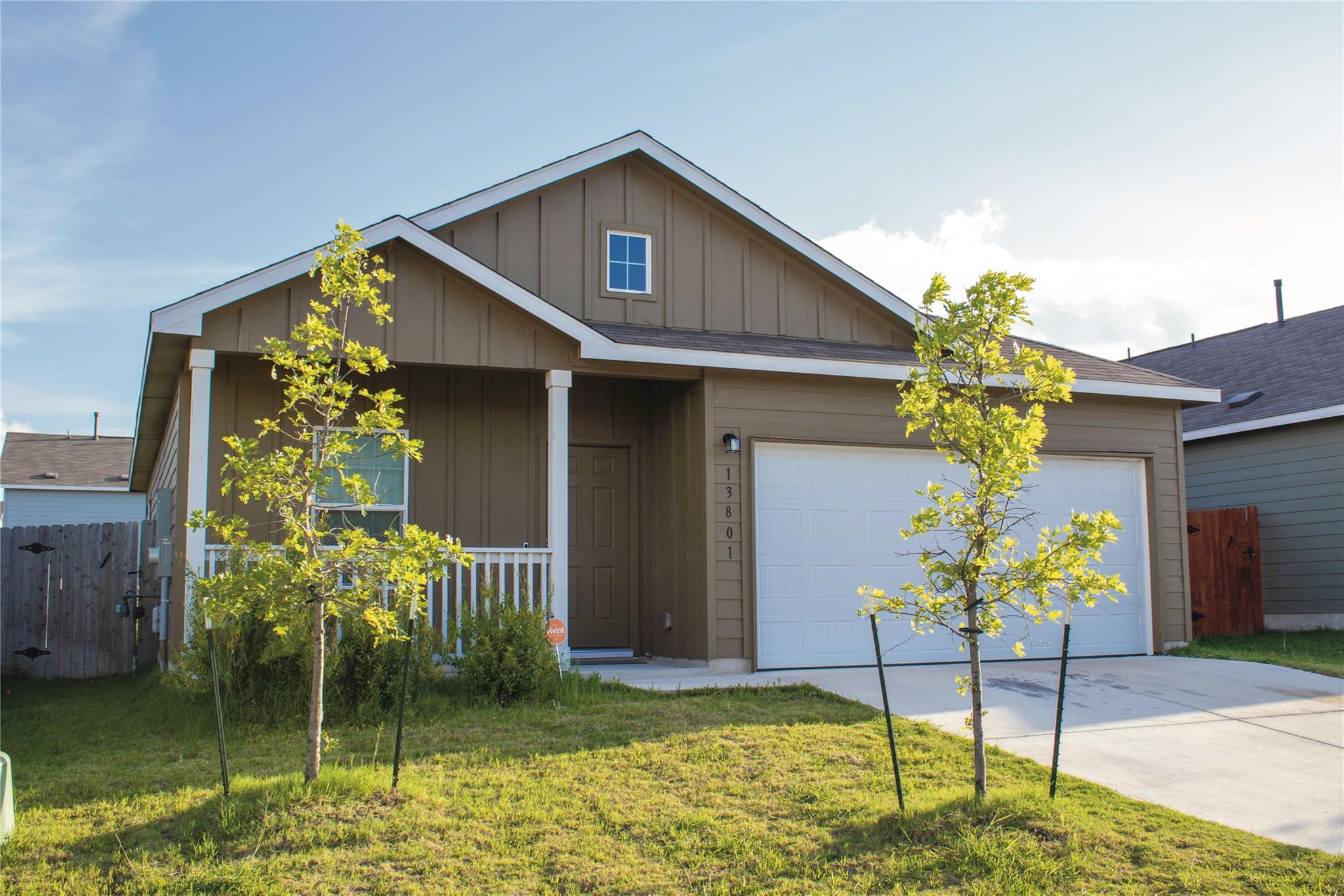13801 Tordillo Dr Property Photo 2