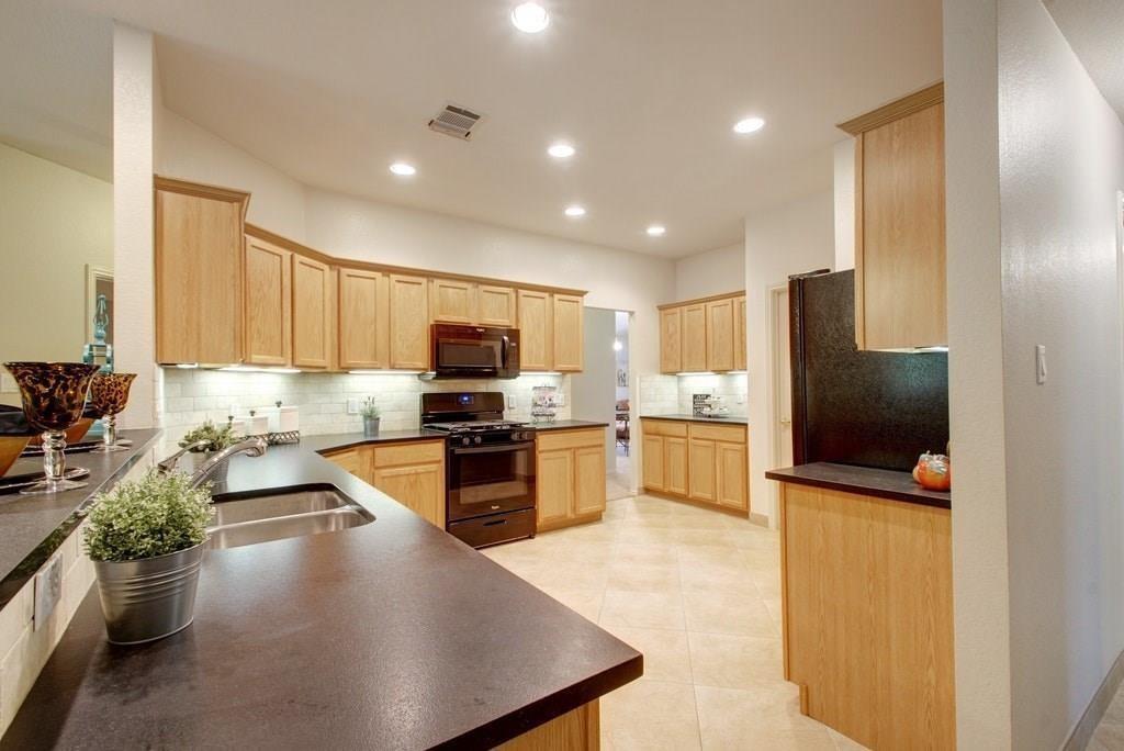 1111 Fossil Cv Property Photo 16