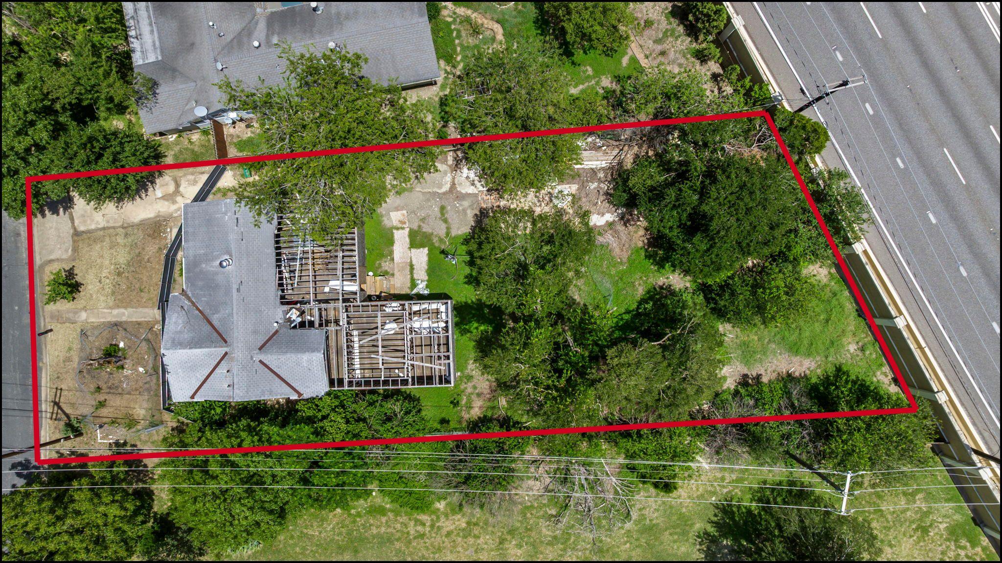 5103 Valley Oak Dr Property Photo 3