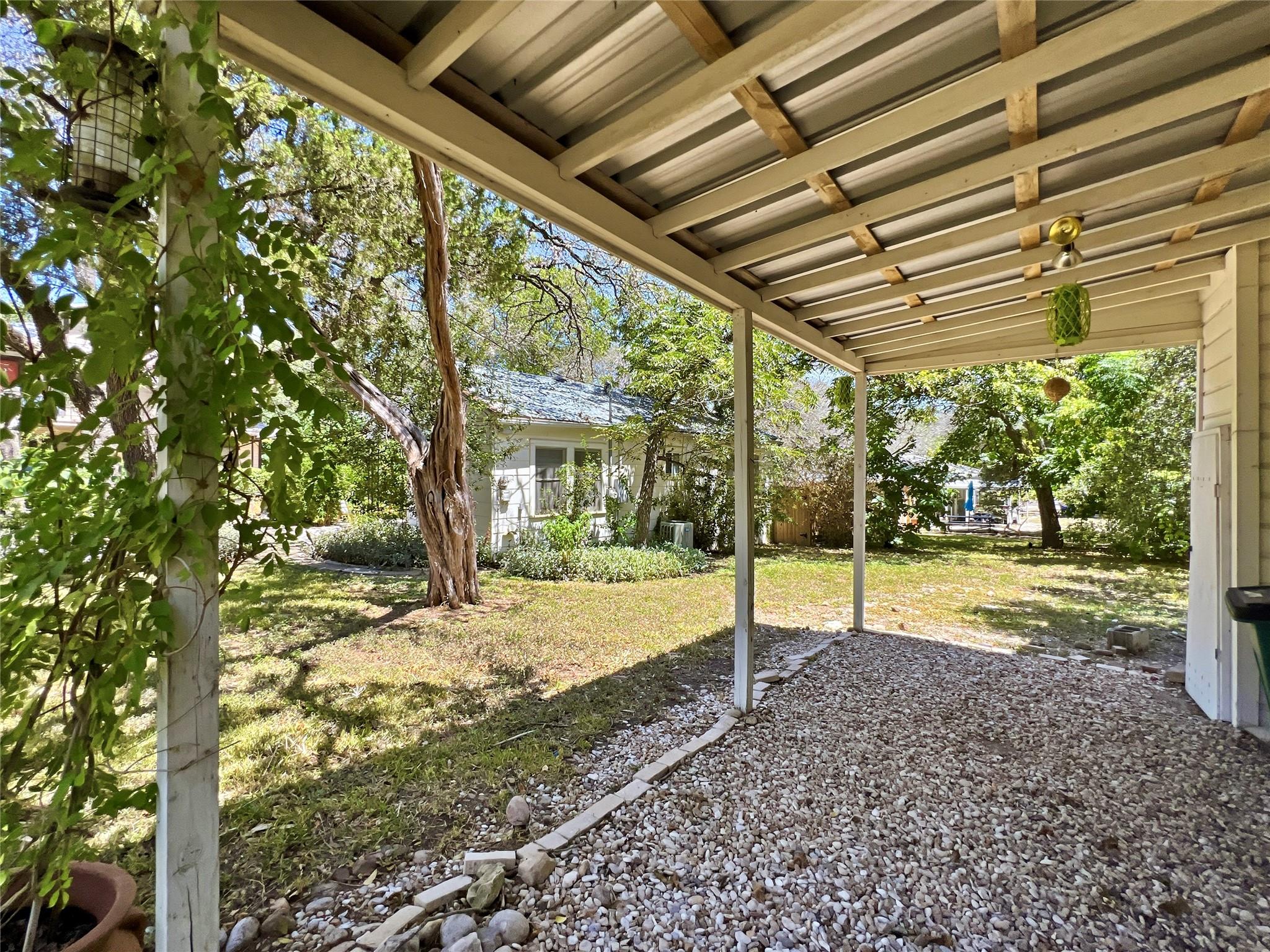 1407 Drake Ave Property Photo 12