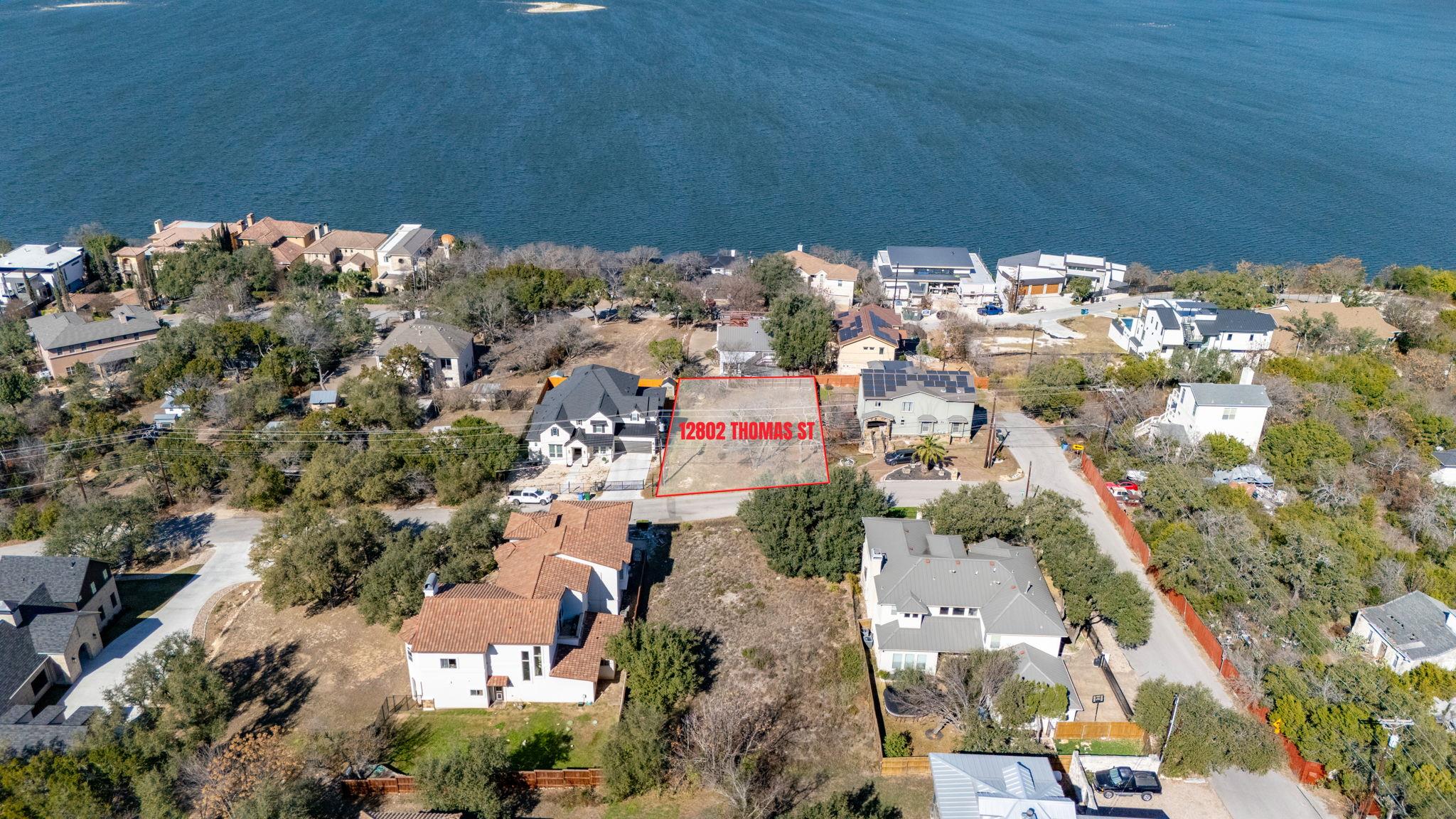 12802 Thomas St Property Photo 4