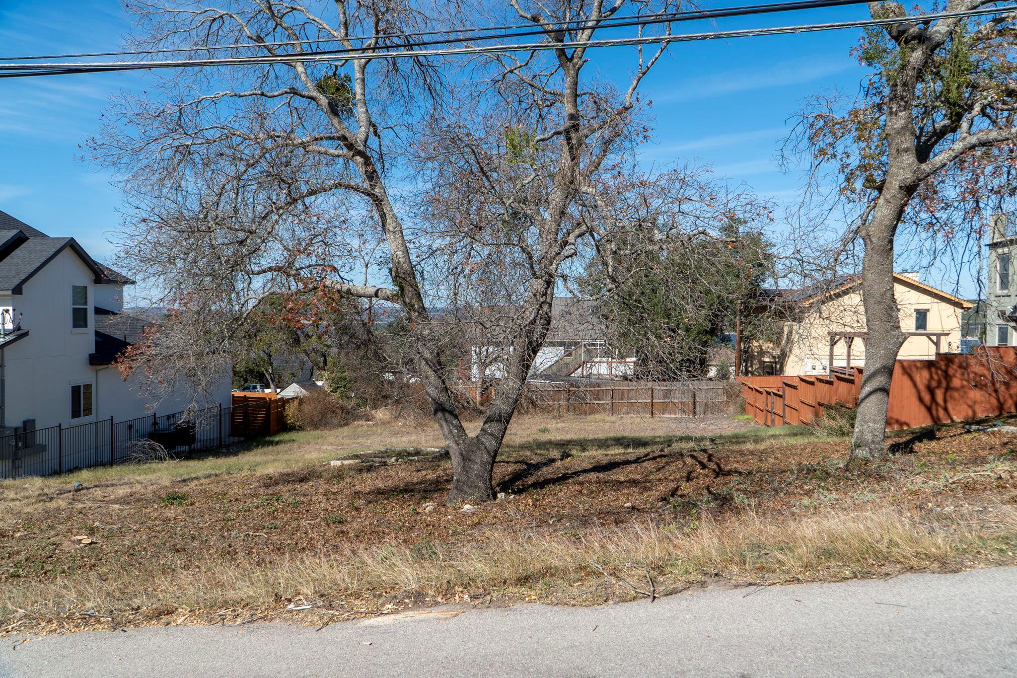 12802 Thomas St Property Photo 7