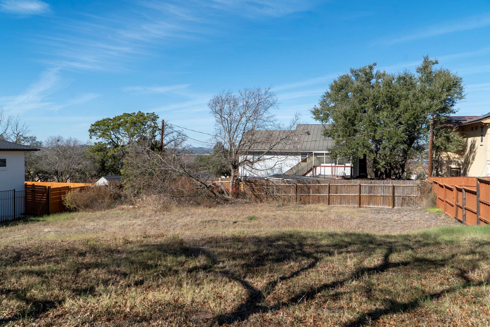 12802 Thomas St Property Photo 8