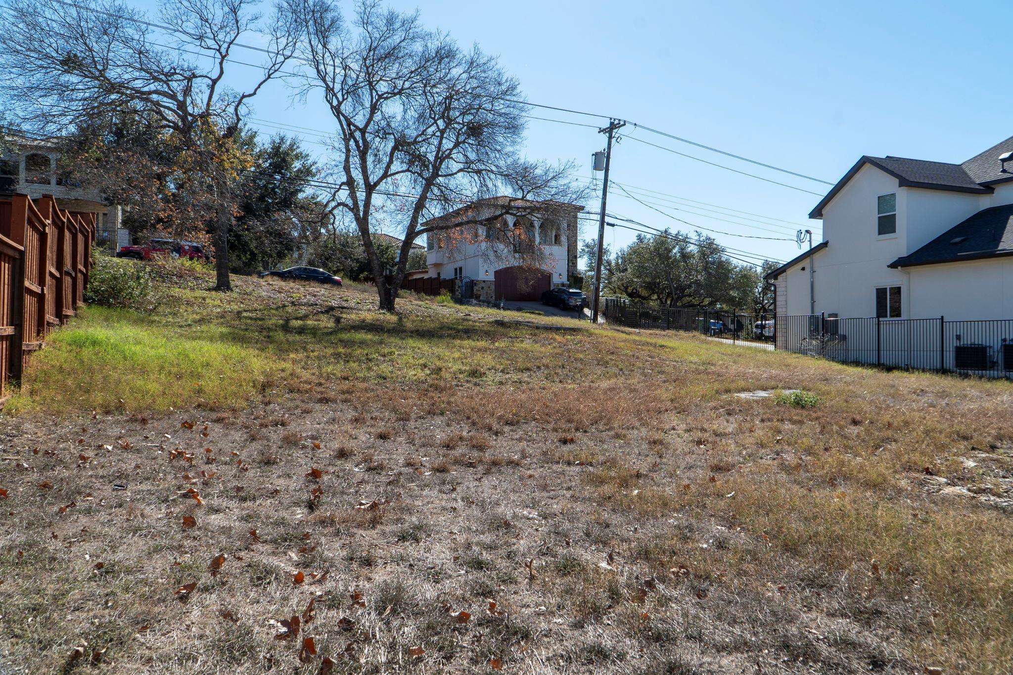 12802 Thomas St Property Photo 9