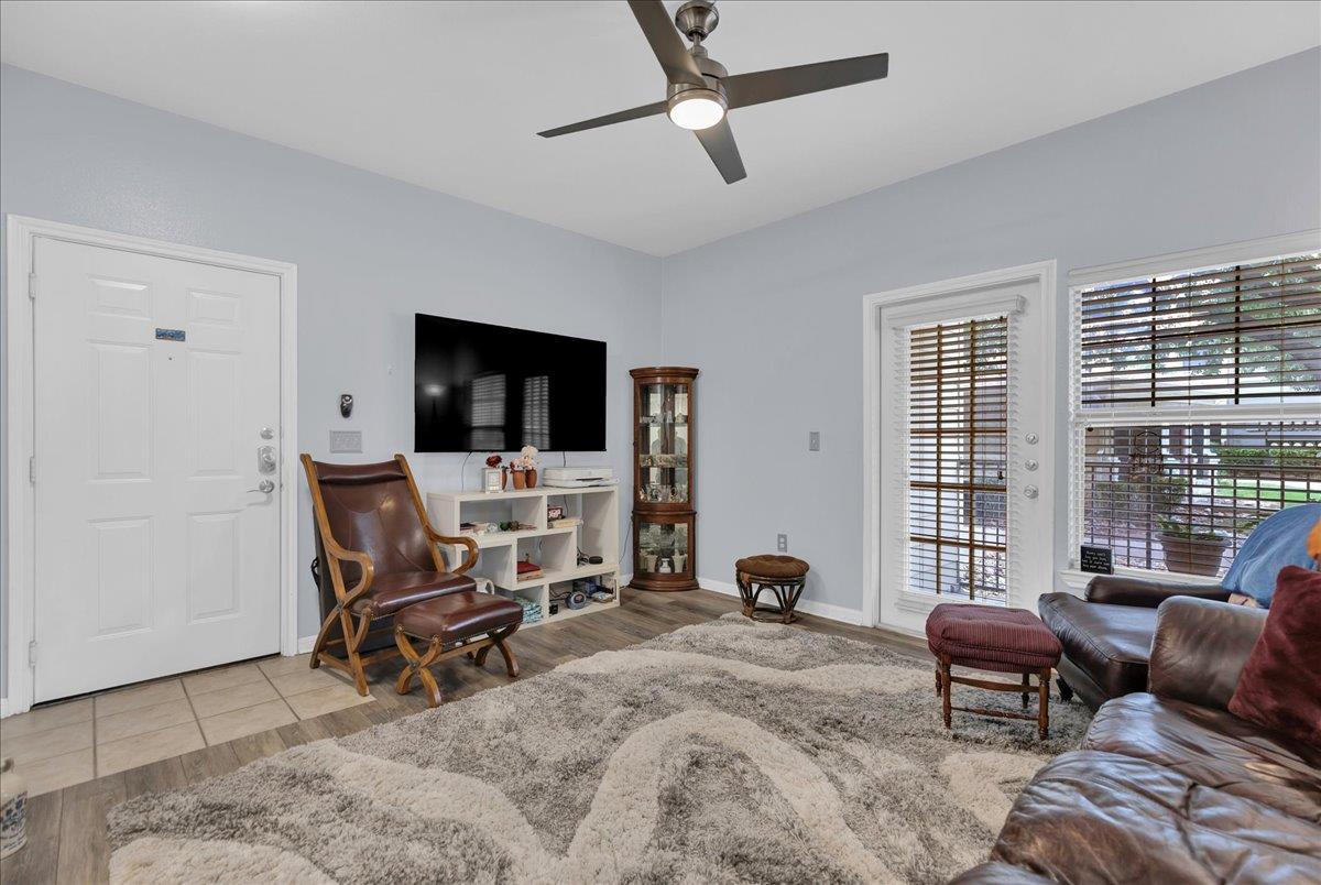 2320 Gracy Farms Ln #918