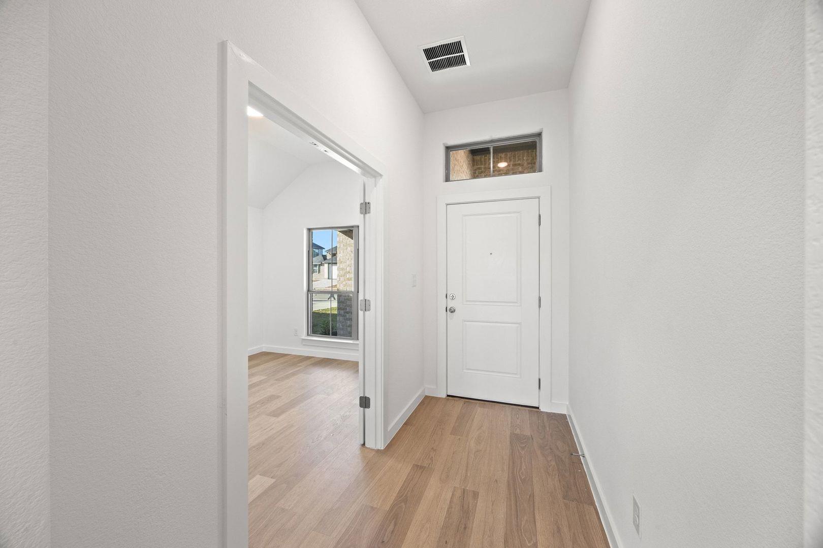 116 Melrose St Property Photo 5