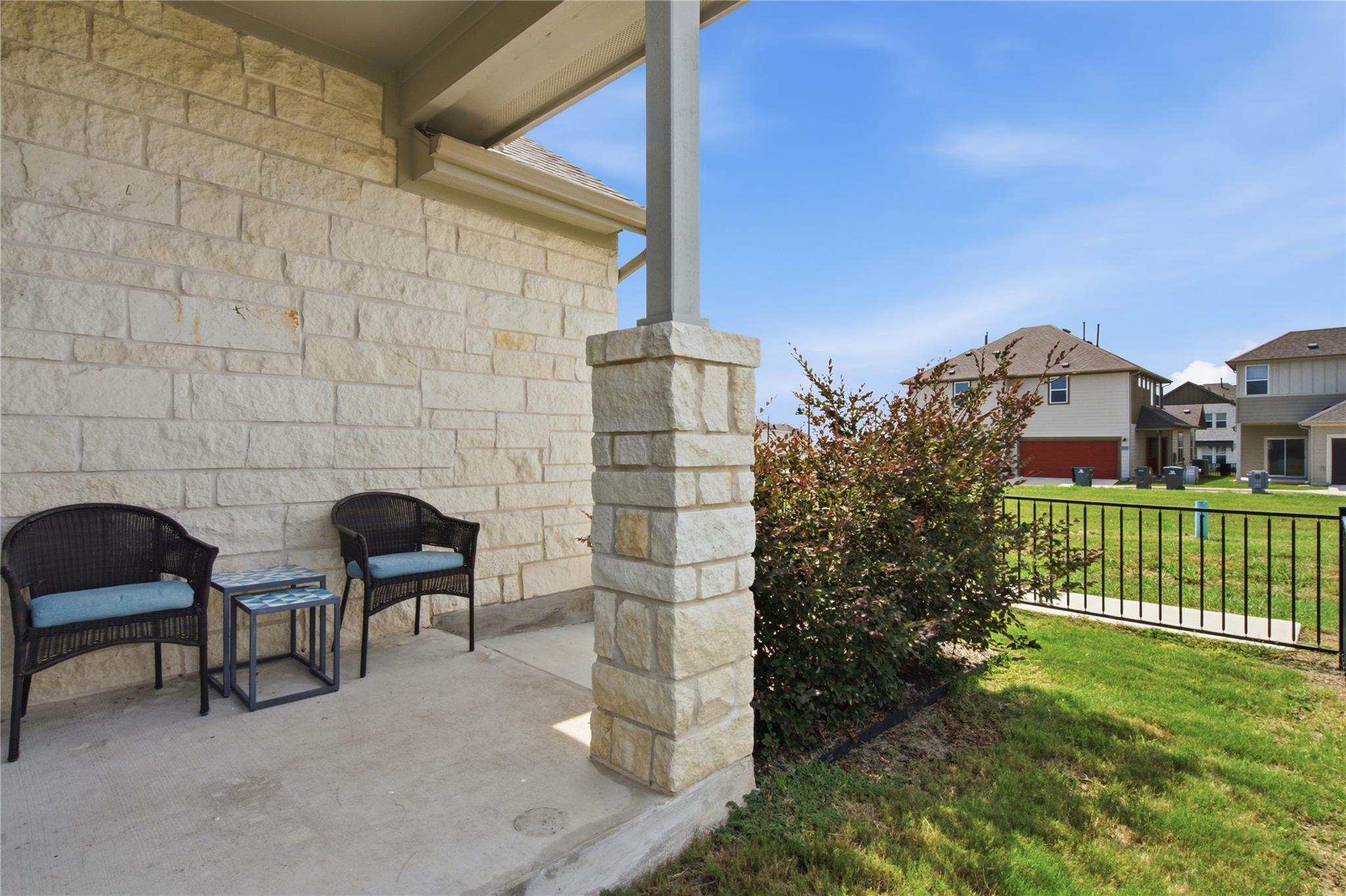 135 Pinnacle Ln #a Property Photo 4