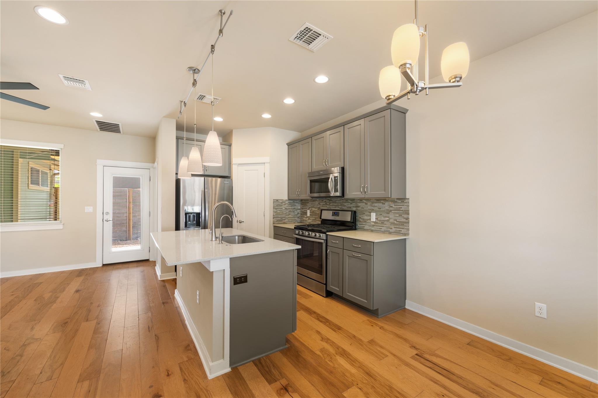 1301 Casey St #a Property Photo 9