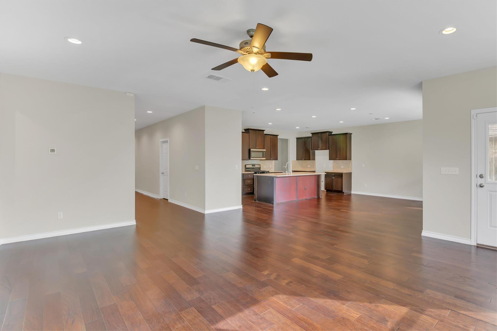 17408 Silent Harbor Loop Property Photo 6