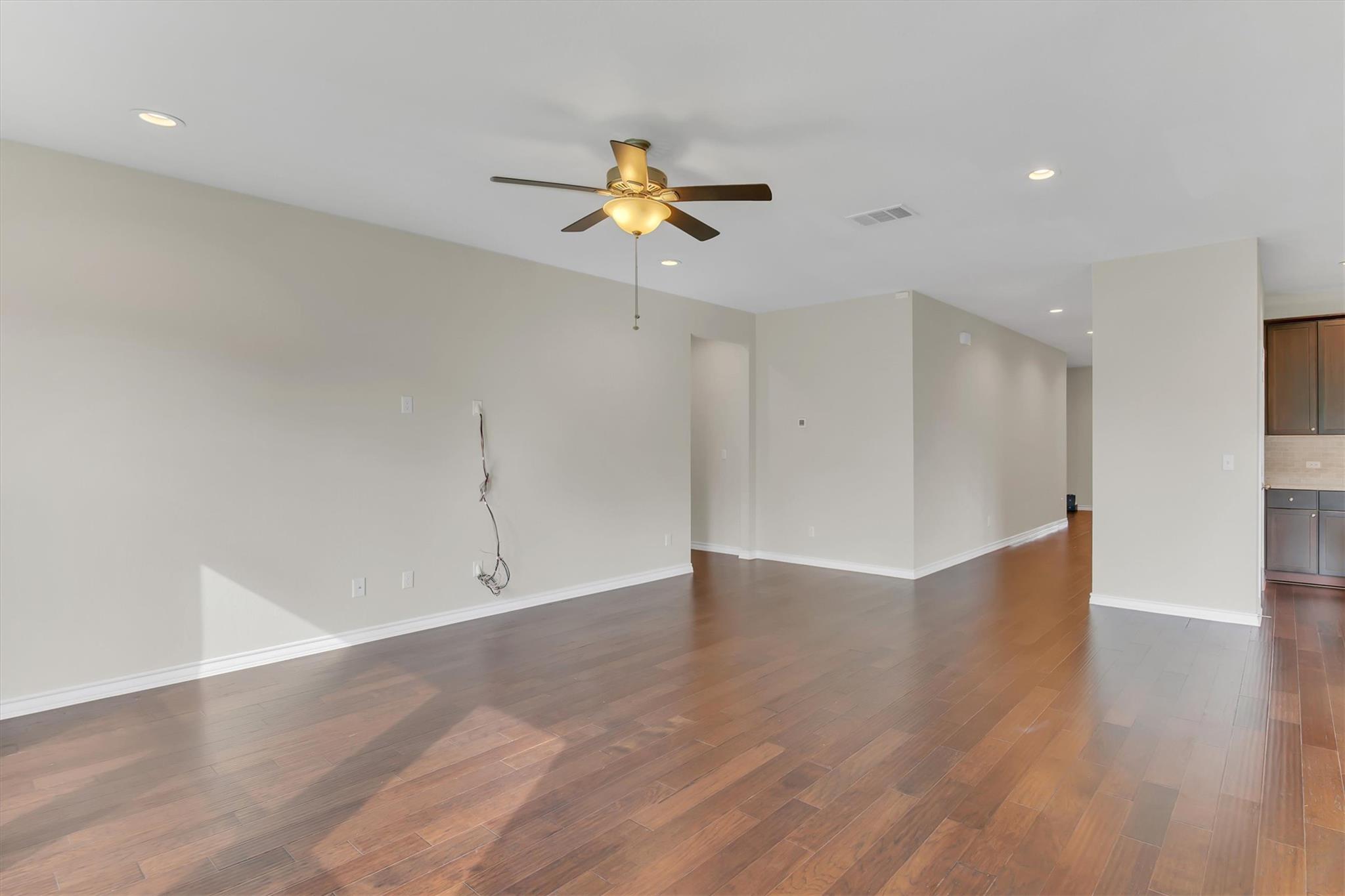 17408 Silent Harbor Loop Property Photo 7