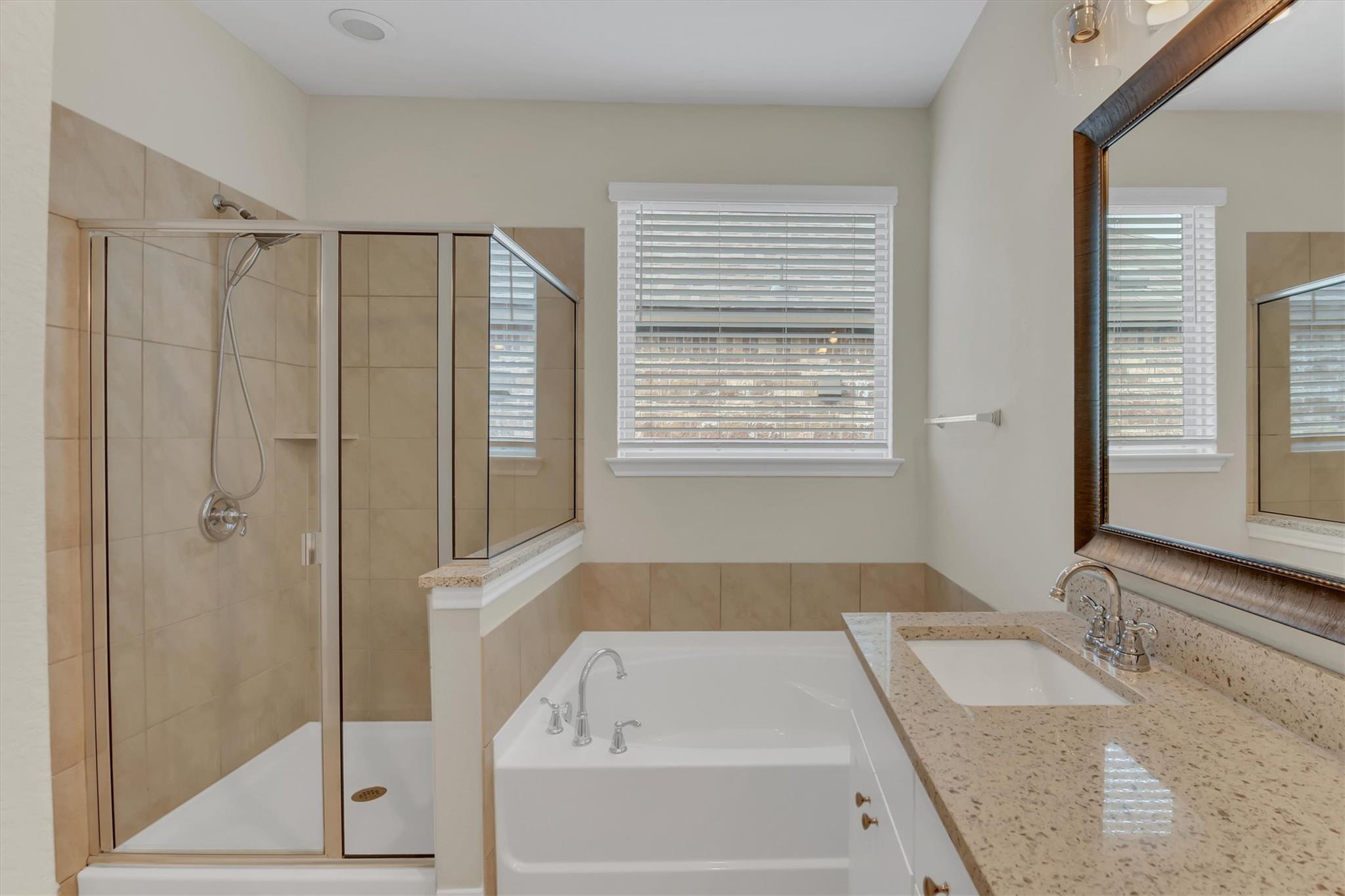 17408 Silent Harbor Loop Property Photo 28