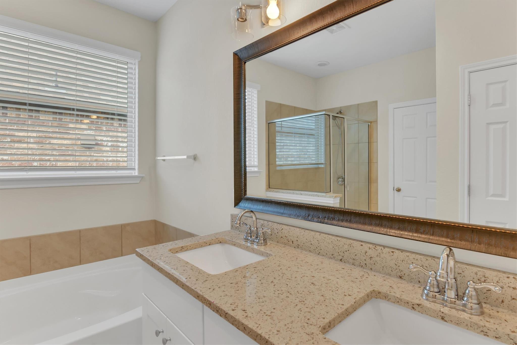 17408 Silent Harbor Loop Property Photo 29
