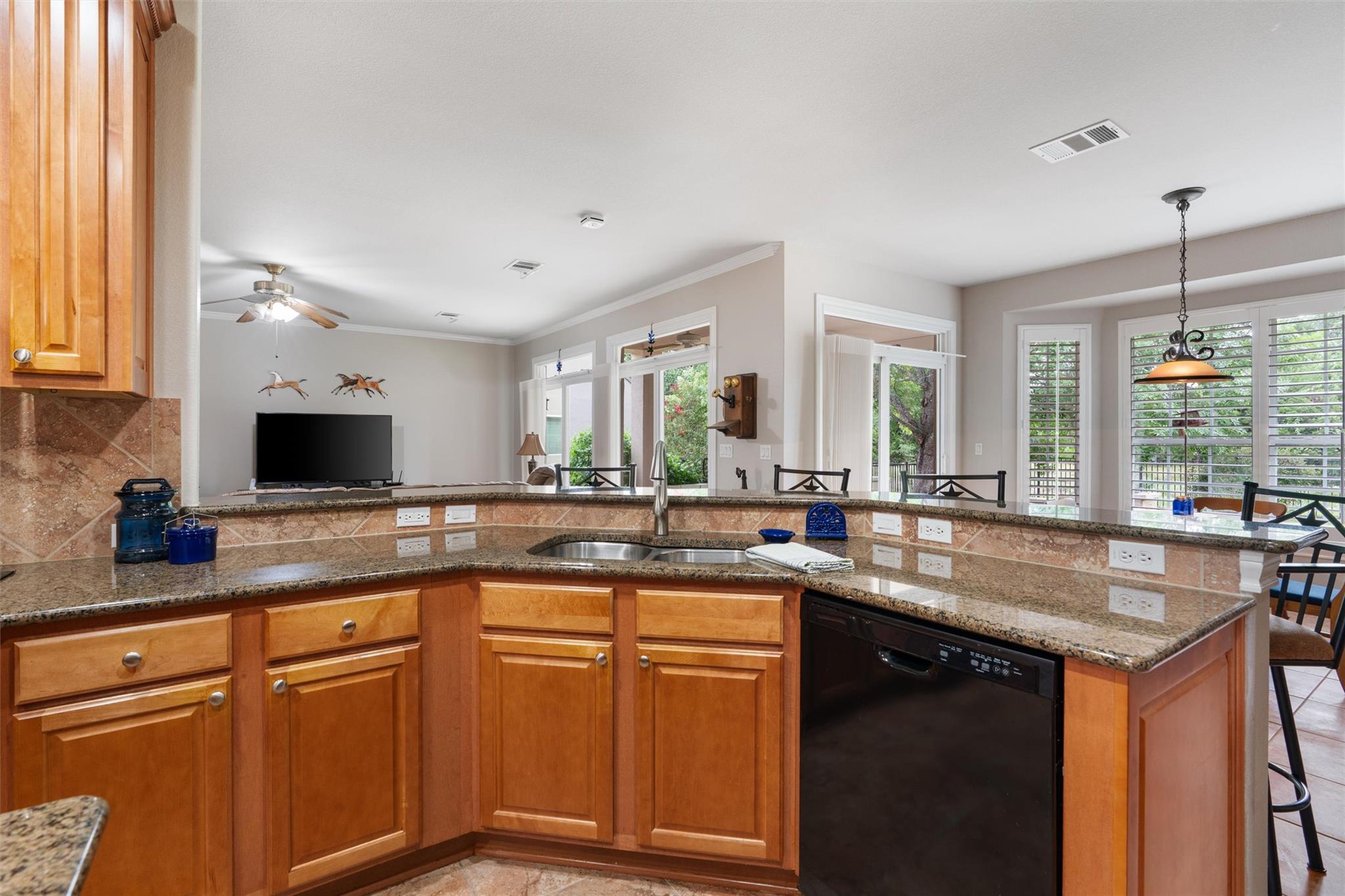 105 Goose Island Dr Property Photo 16