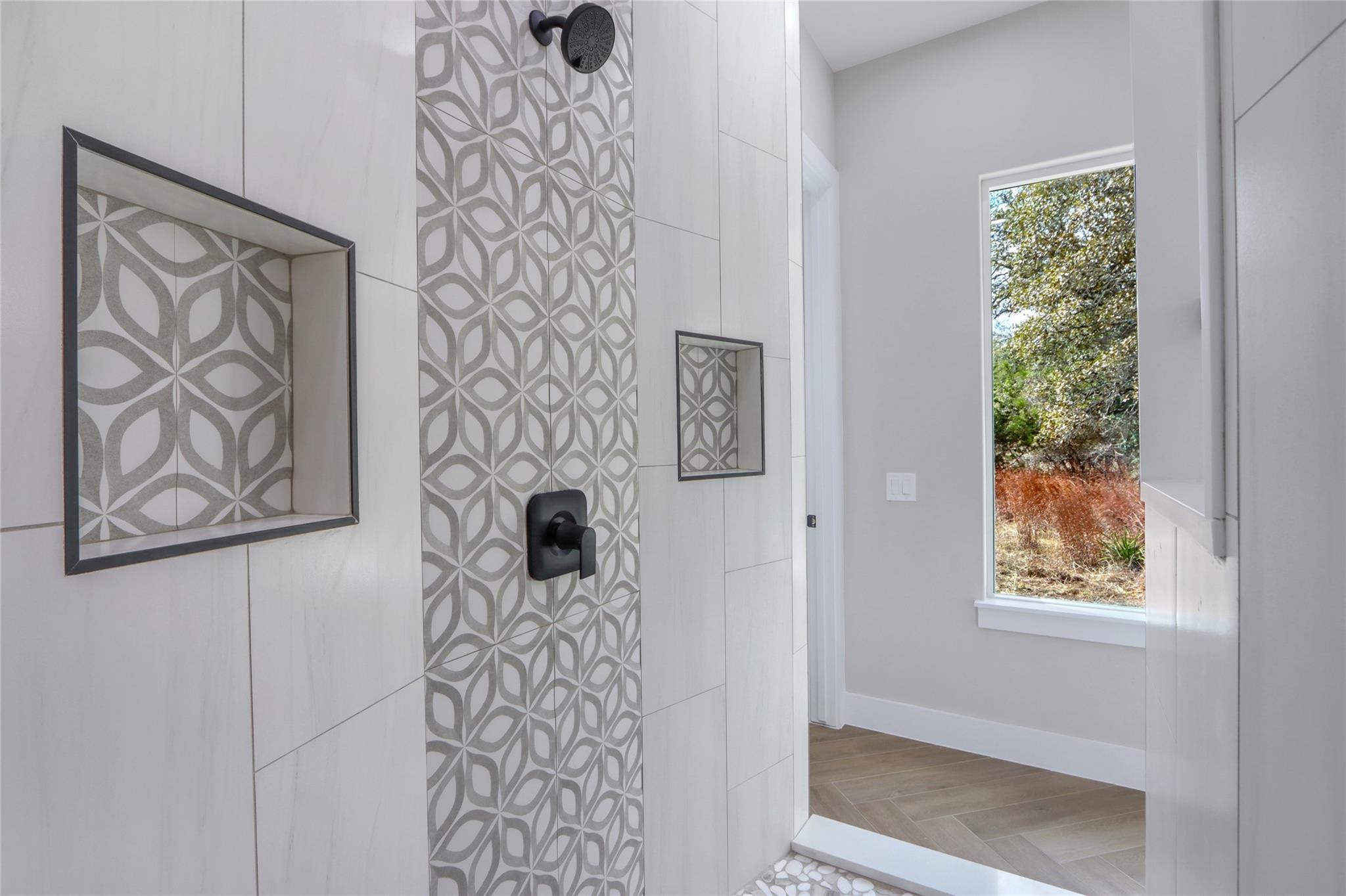 805 John Price Property Photo 28