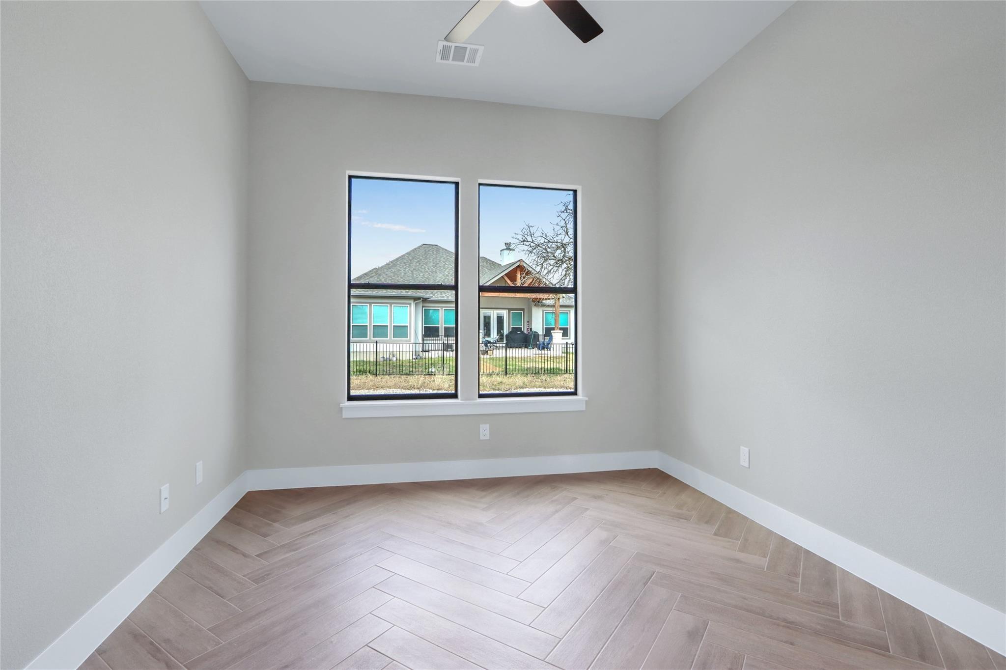 805 John Price Property Photo 30