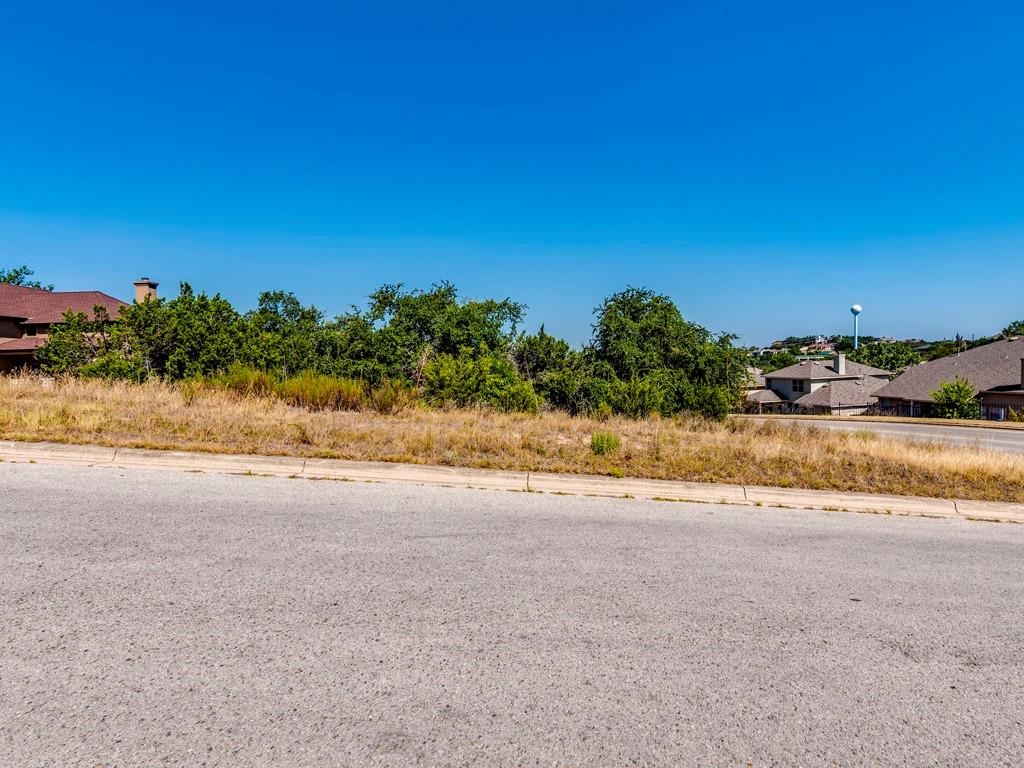 15225 Dave Dr Property Photo 4