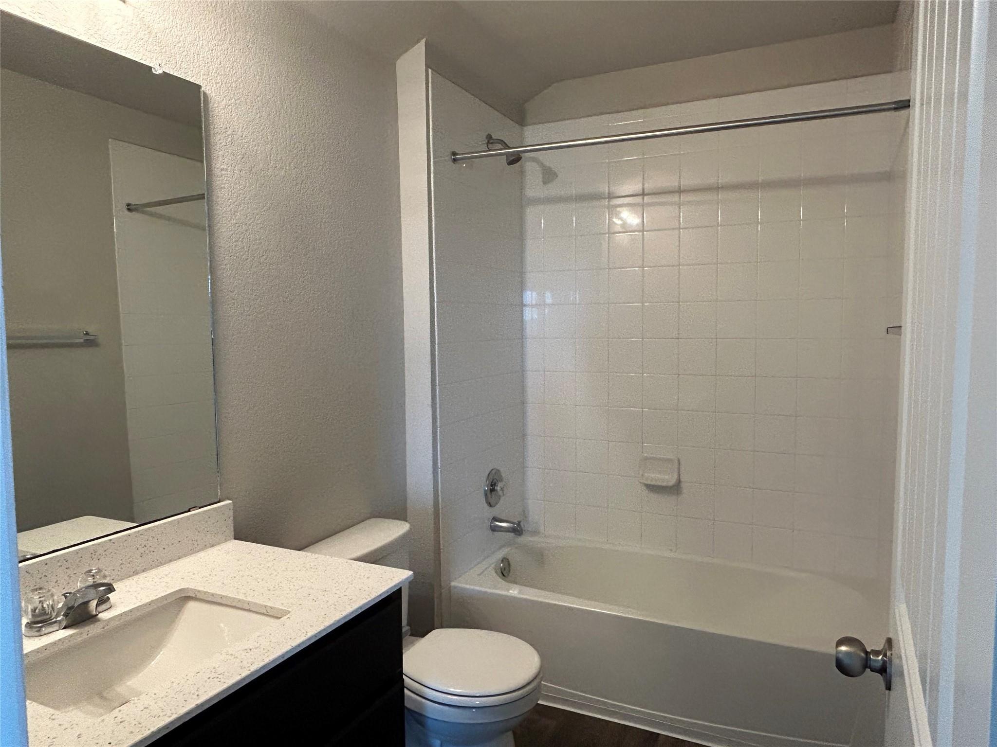 3501 Blazeby Dr Property Photo 28