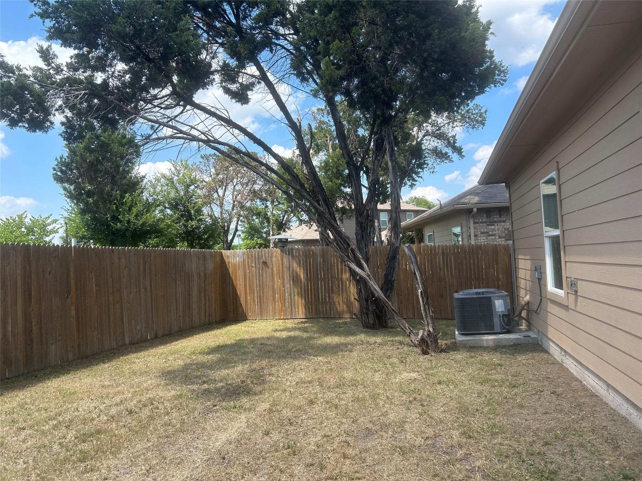 3501 Blazeby Dr Property Photo 30