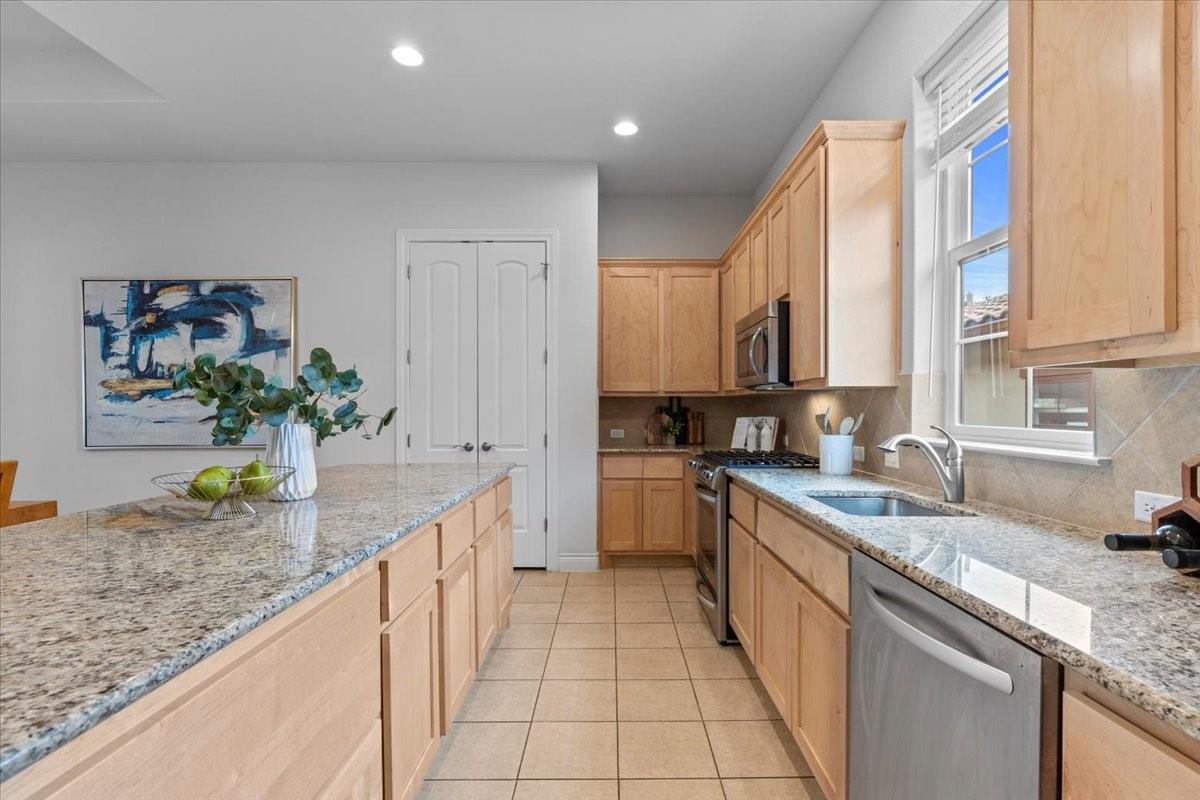 302 Belforte Ave Property Photo 15