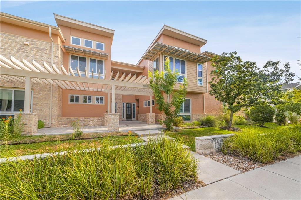 2016 Simond Ave #D Property Photo 1