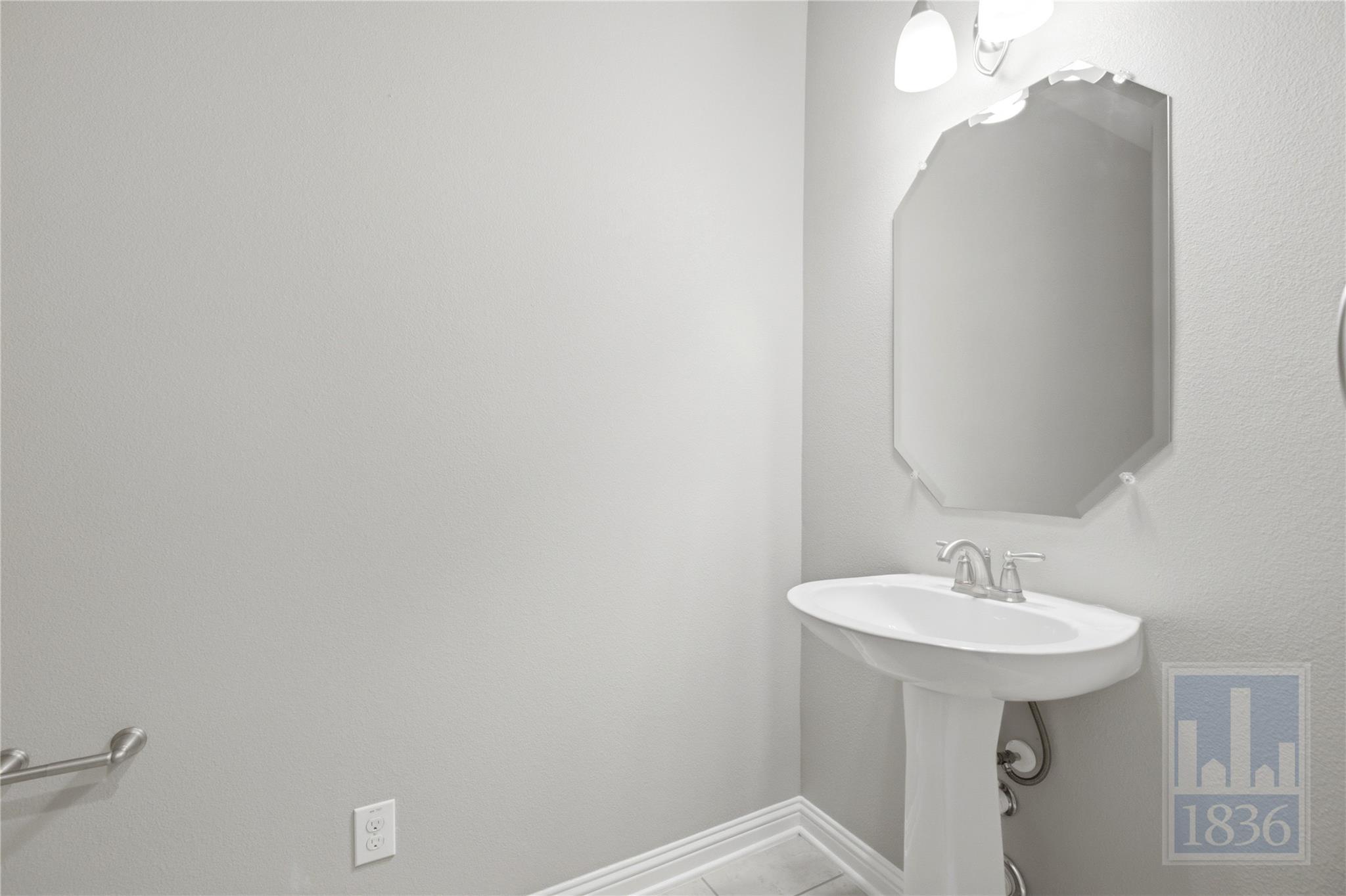 2016 Simond Ave #d Property Photo 13