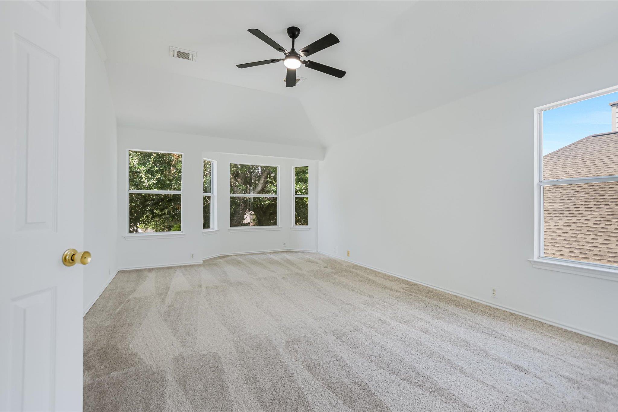 2103 Kimra Ln Property Photo 9