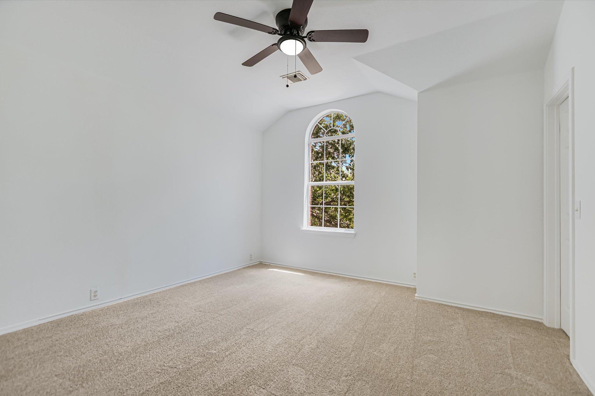 2103 Kimra Ln Property Photo 15