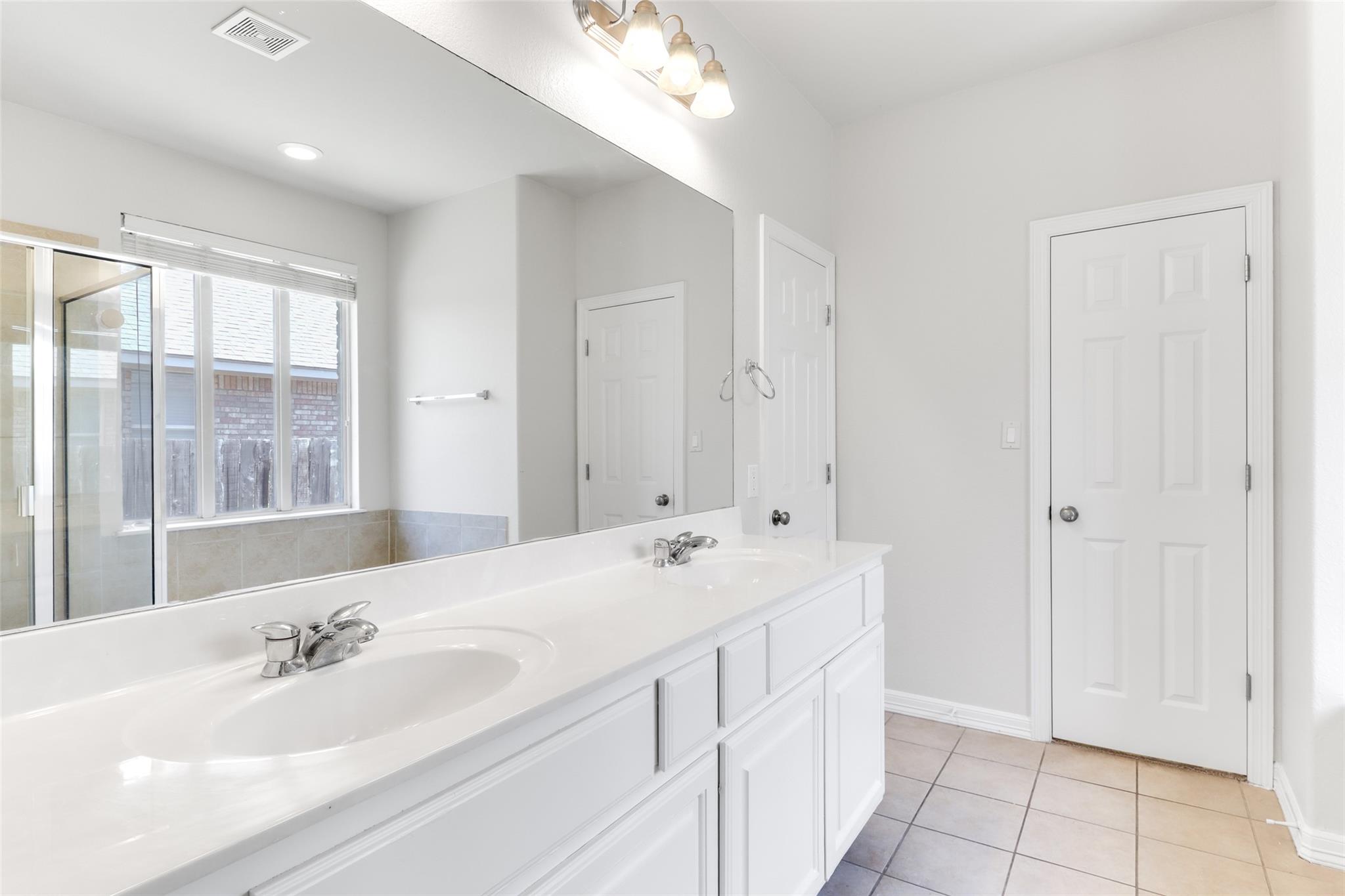 4208 Park Vista Trl Property Photo 13