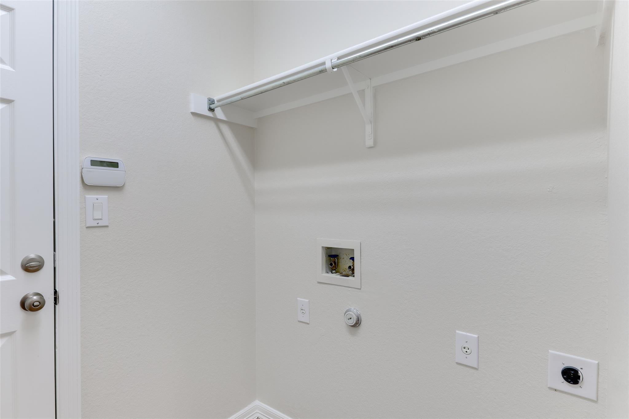 4208 Park Vista Trl Property Photo 17