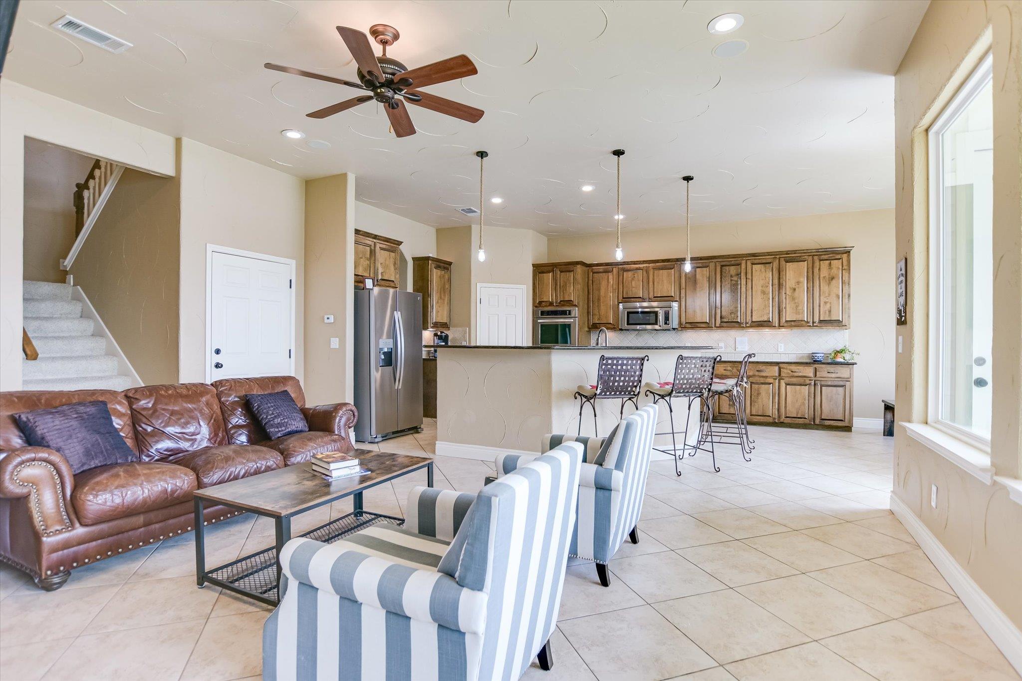 503 Shorewood Cir Property Photo 7