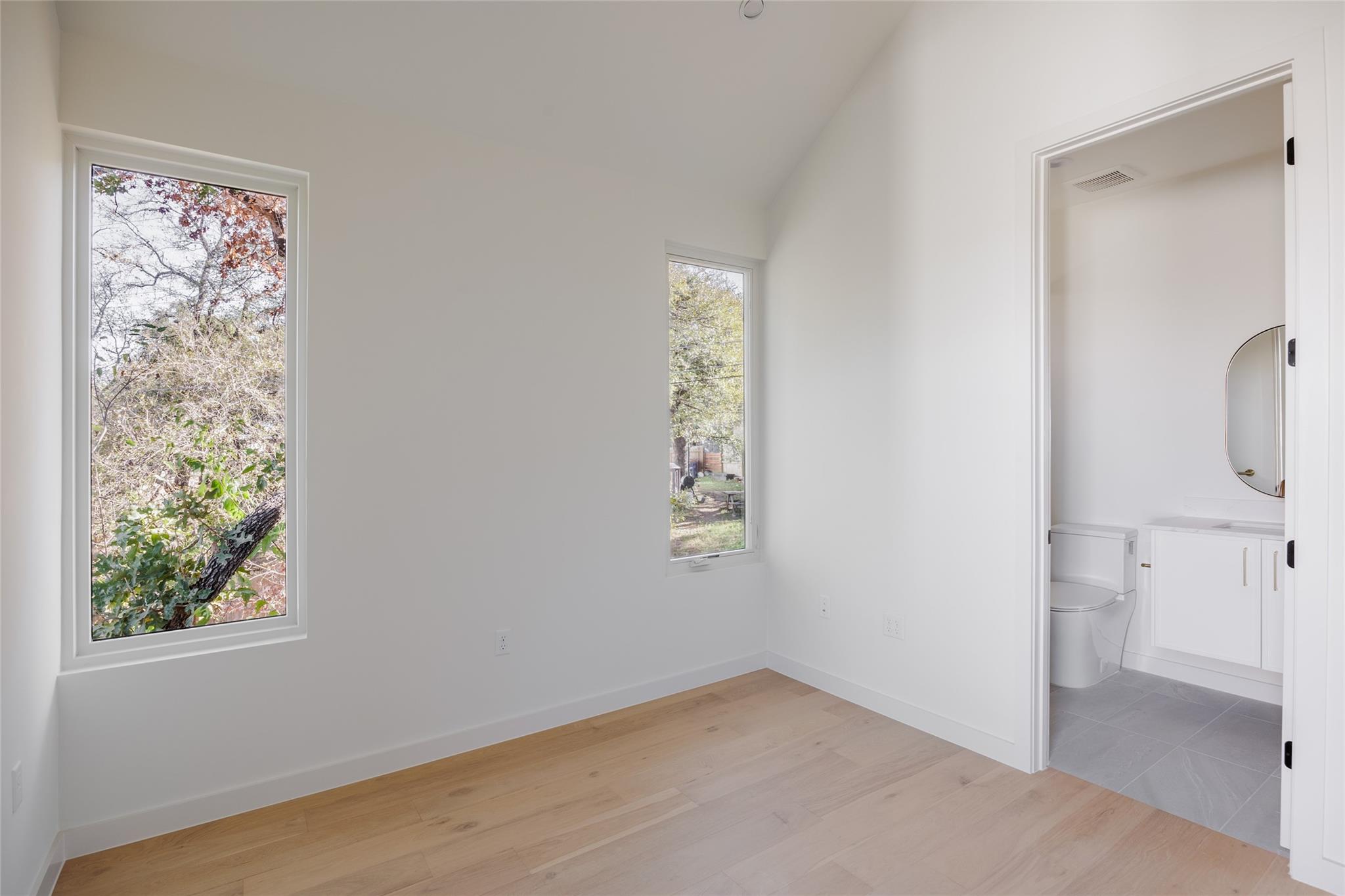 1403 Waldorf Ave 2 Property Photo 24