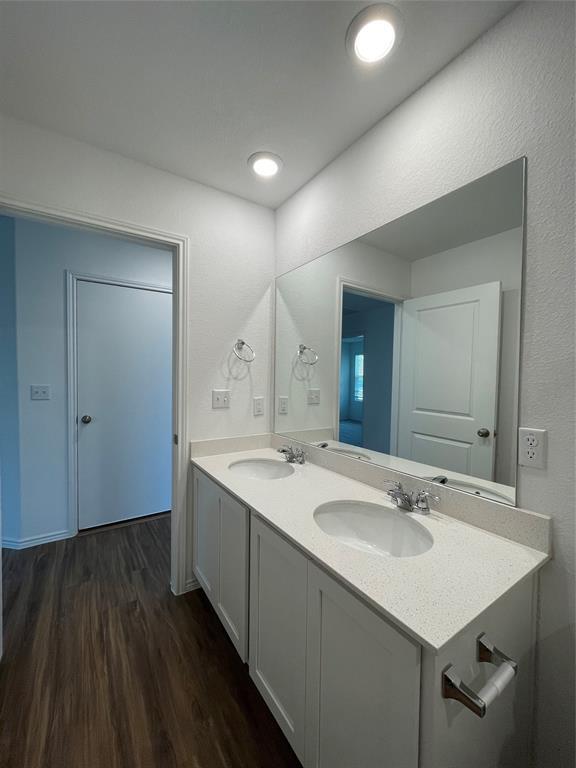 10717 Steinbeck Dr Property Photo 16