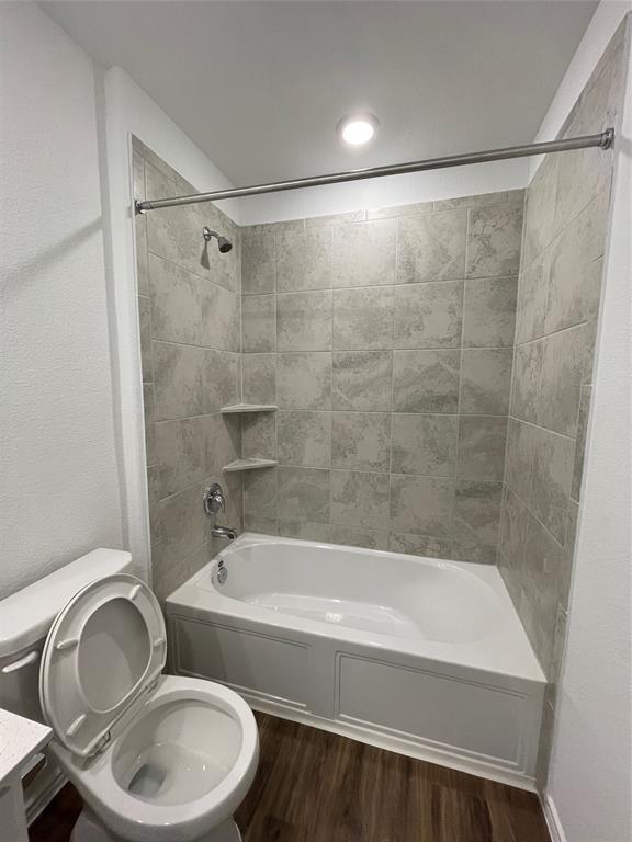 10717 Steinbeck Dr Property Photo 17