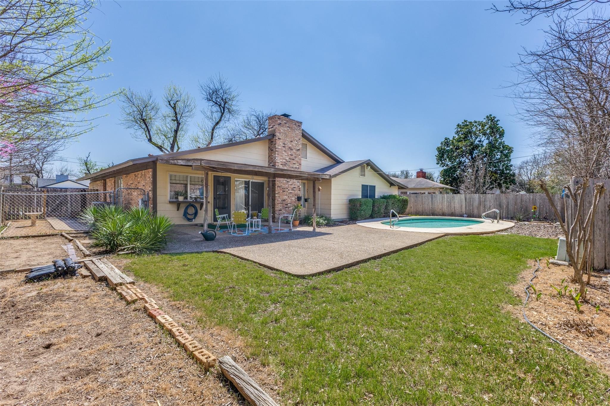 10116 Willfield Dr Property Photo
