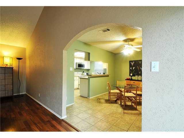 11421 Pyreneese Dr Property Photo 8