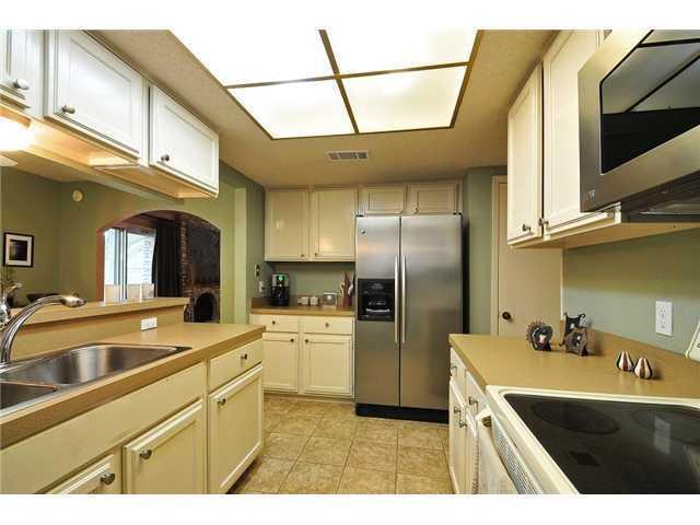 11421 Pyreneese Dr Property Photo 13