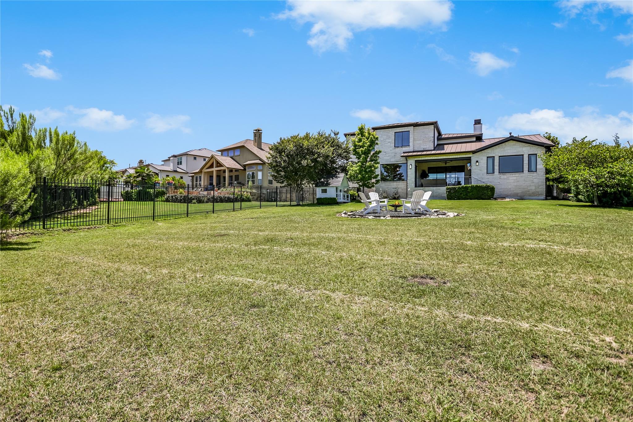 810 Crestone Stream Dr Property Photo 27