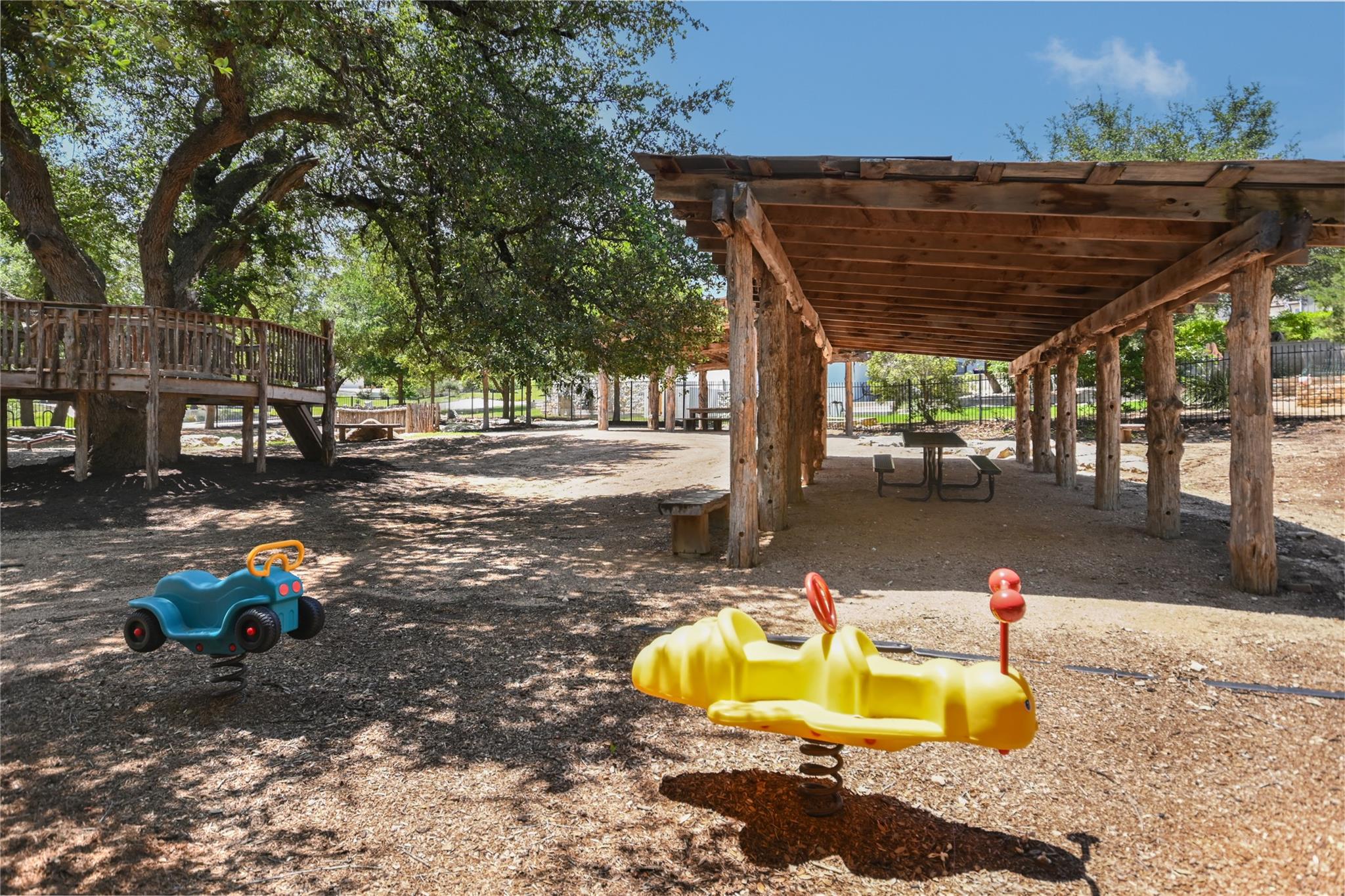 810 Crestone Stream Dr Property Photo 34