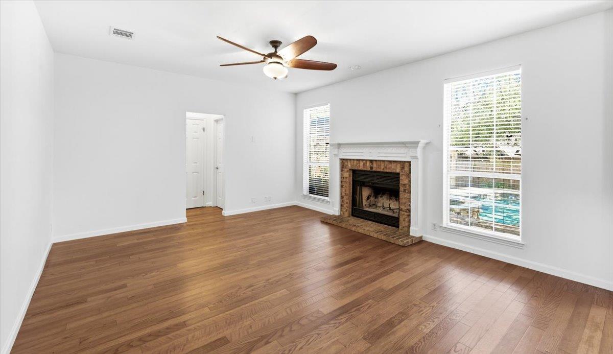11117 Calavar Dr Property Photo 8