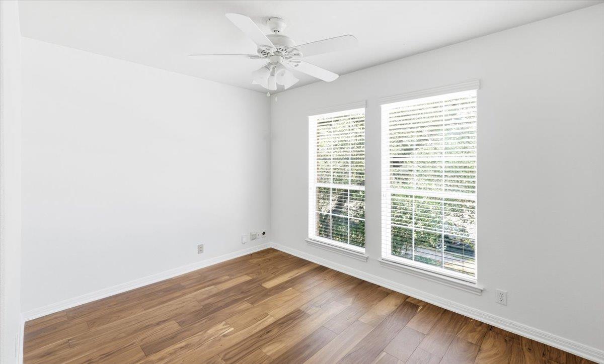 11117 Calavar Dr Property Photo 18