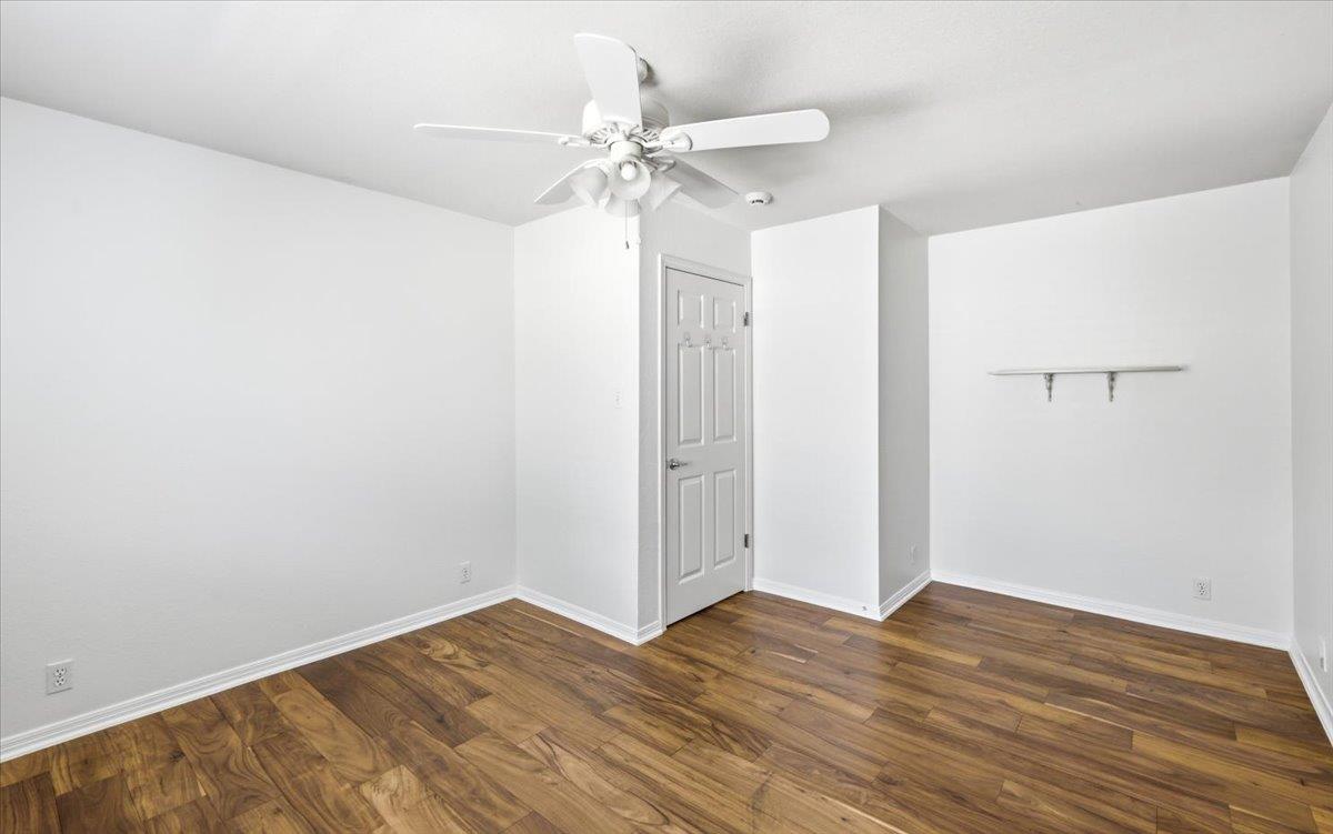 11117 Calavar Dr Property Photo 25