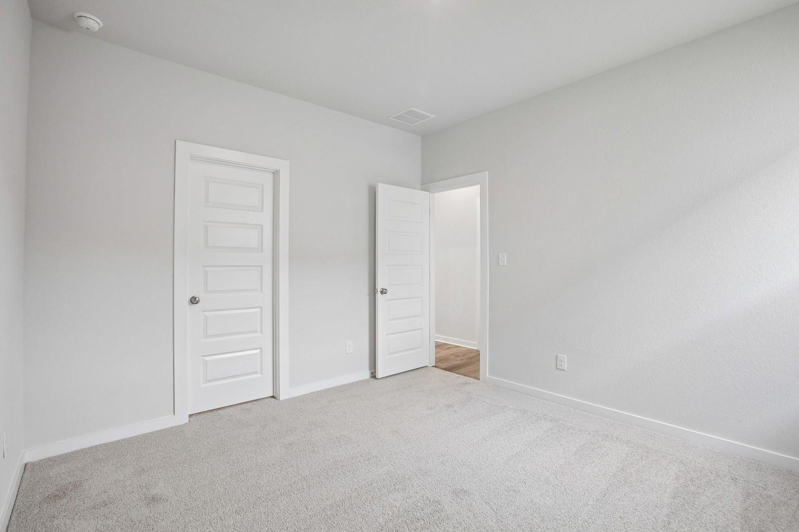 138 Hornet St Property Photo 38