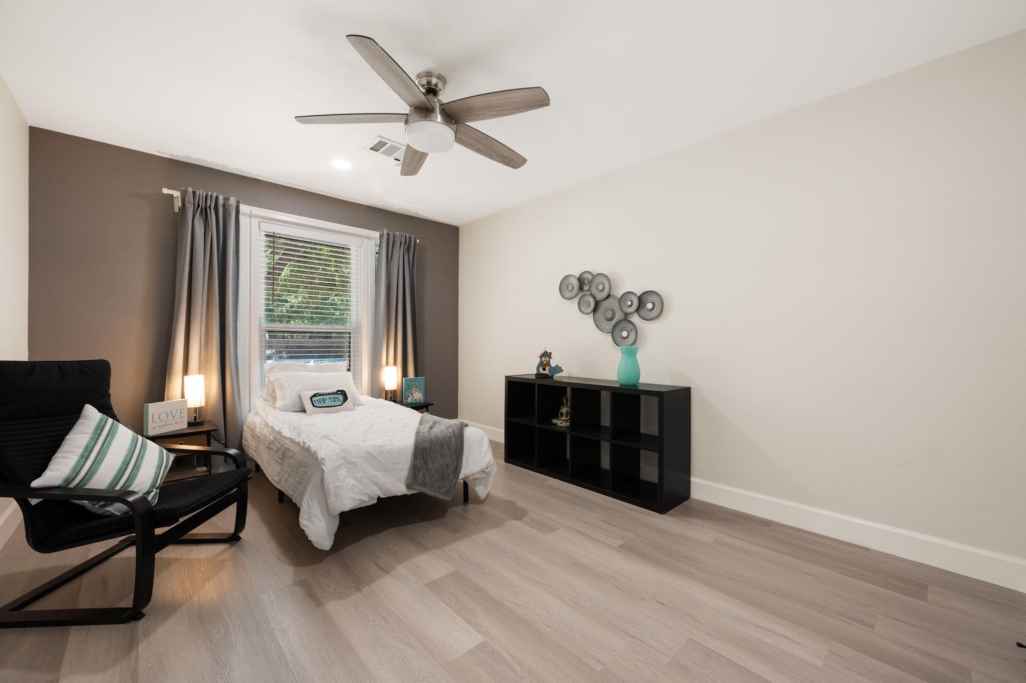 3539 Laurel Bay Loop Property Photo 18