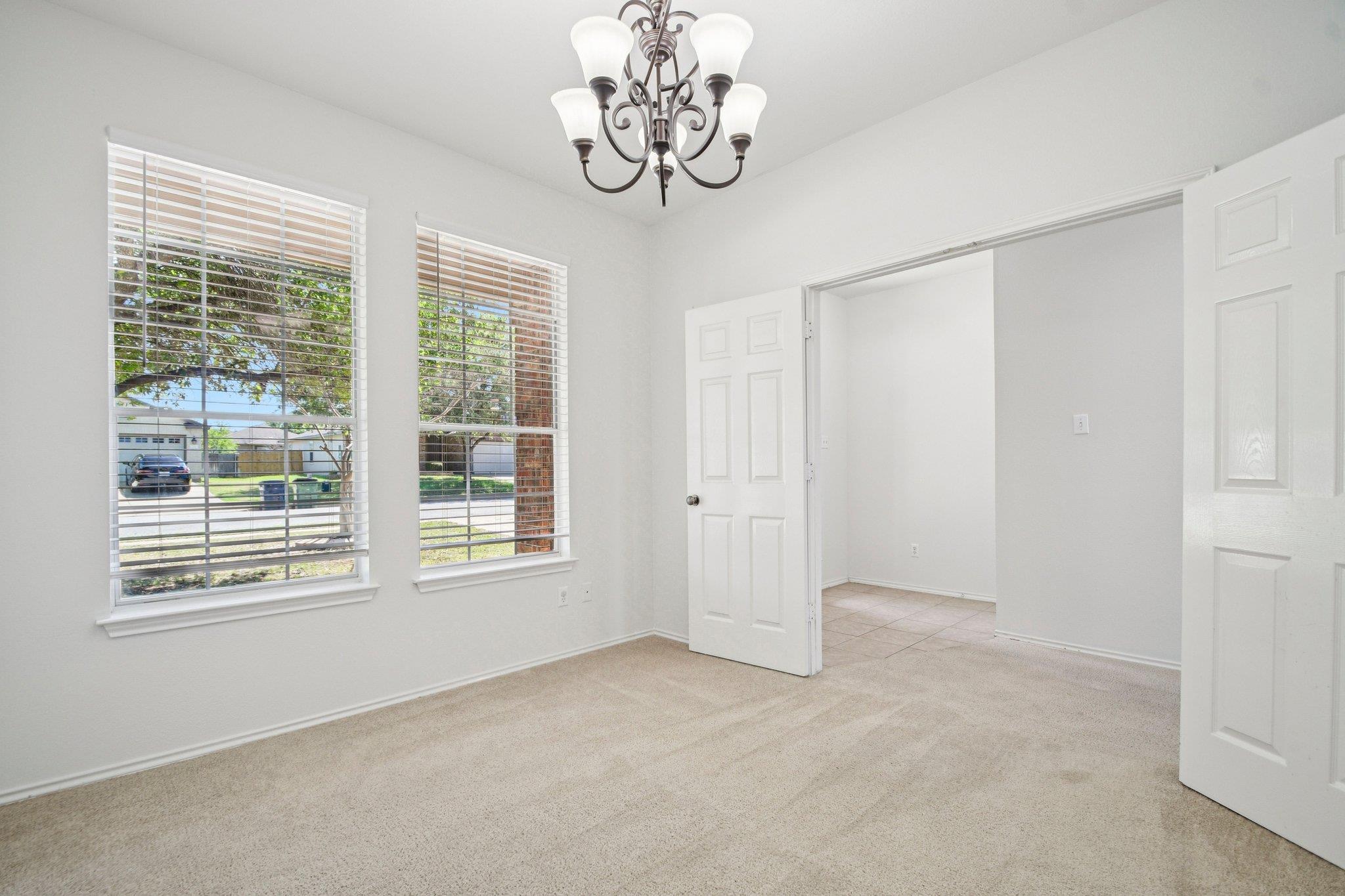 217 Killian Loop Property Photo 13