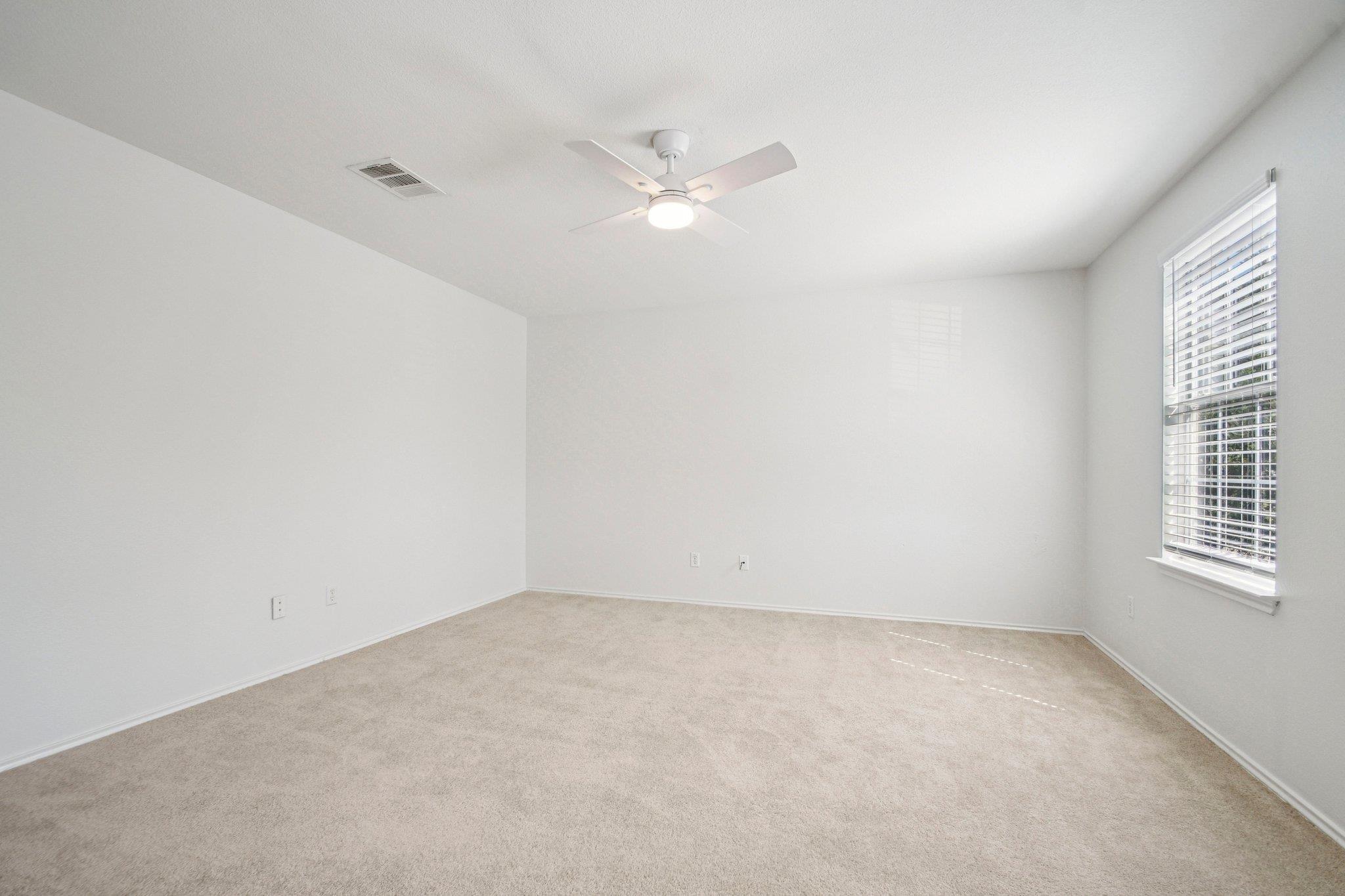 217 Killian Loop Property Photo 15