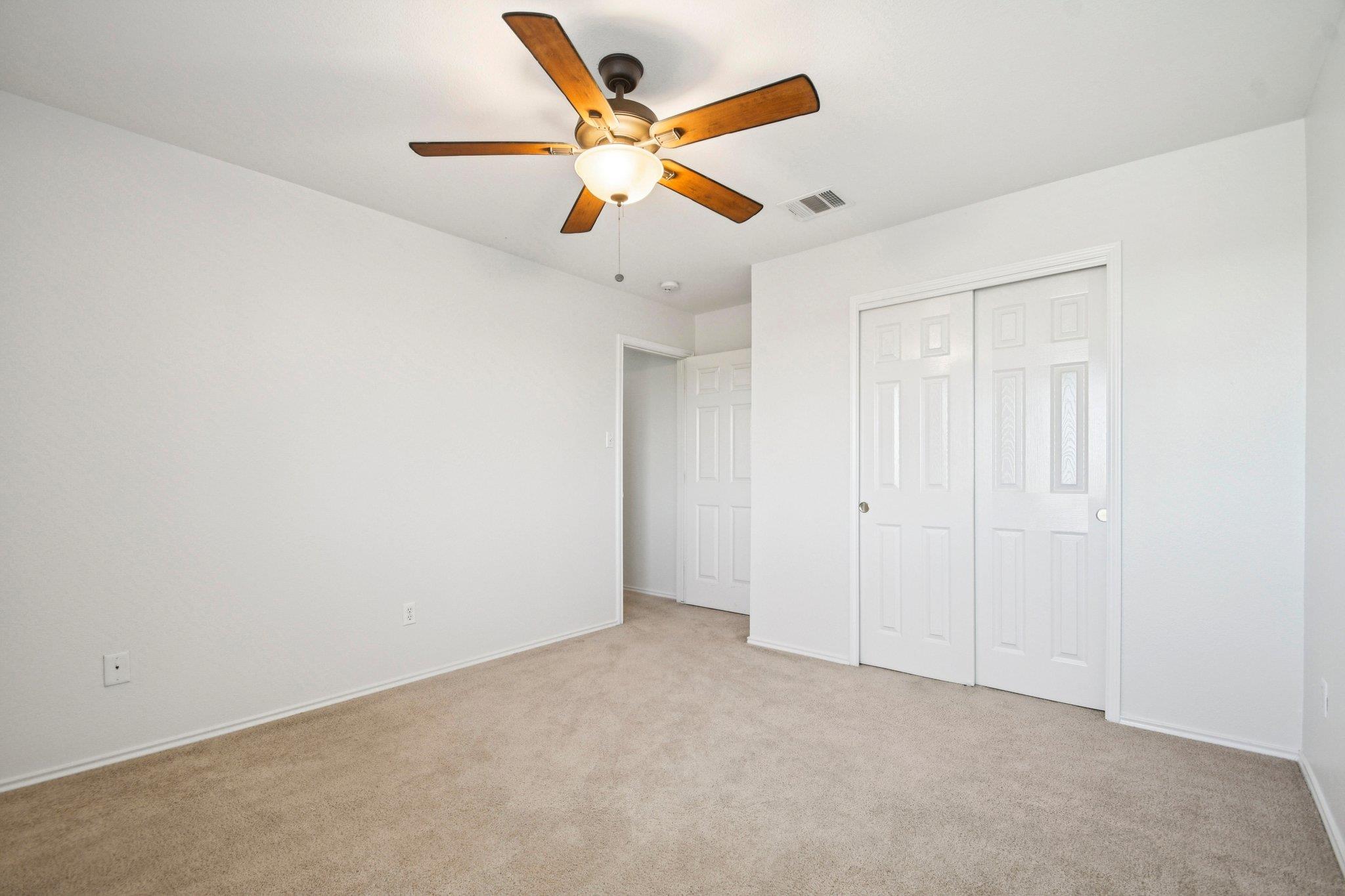 217 Killian Loop Property Photo 27
