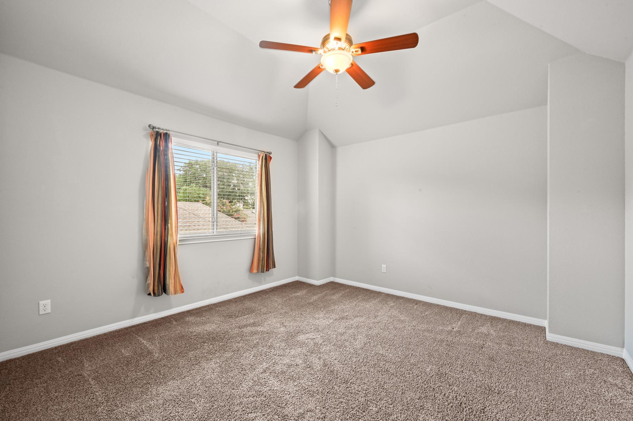 503 Stonewood Ln Property Photo 32