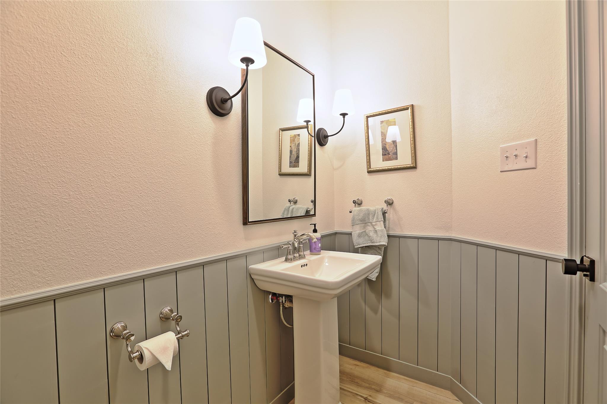 8208 Ganttcrest Dr Property Photo 21