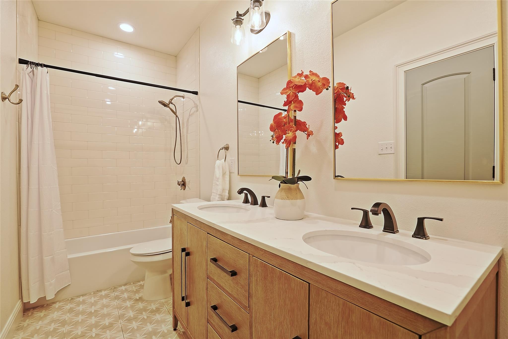 8208 Ganttcrest Dr Property Photo 25