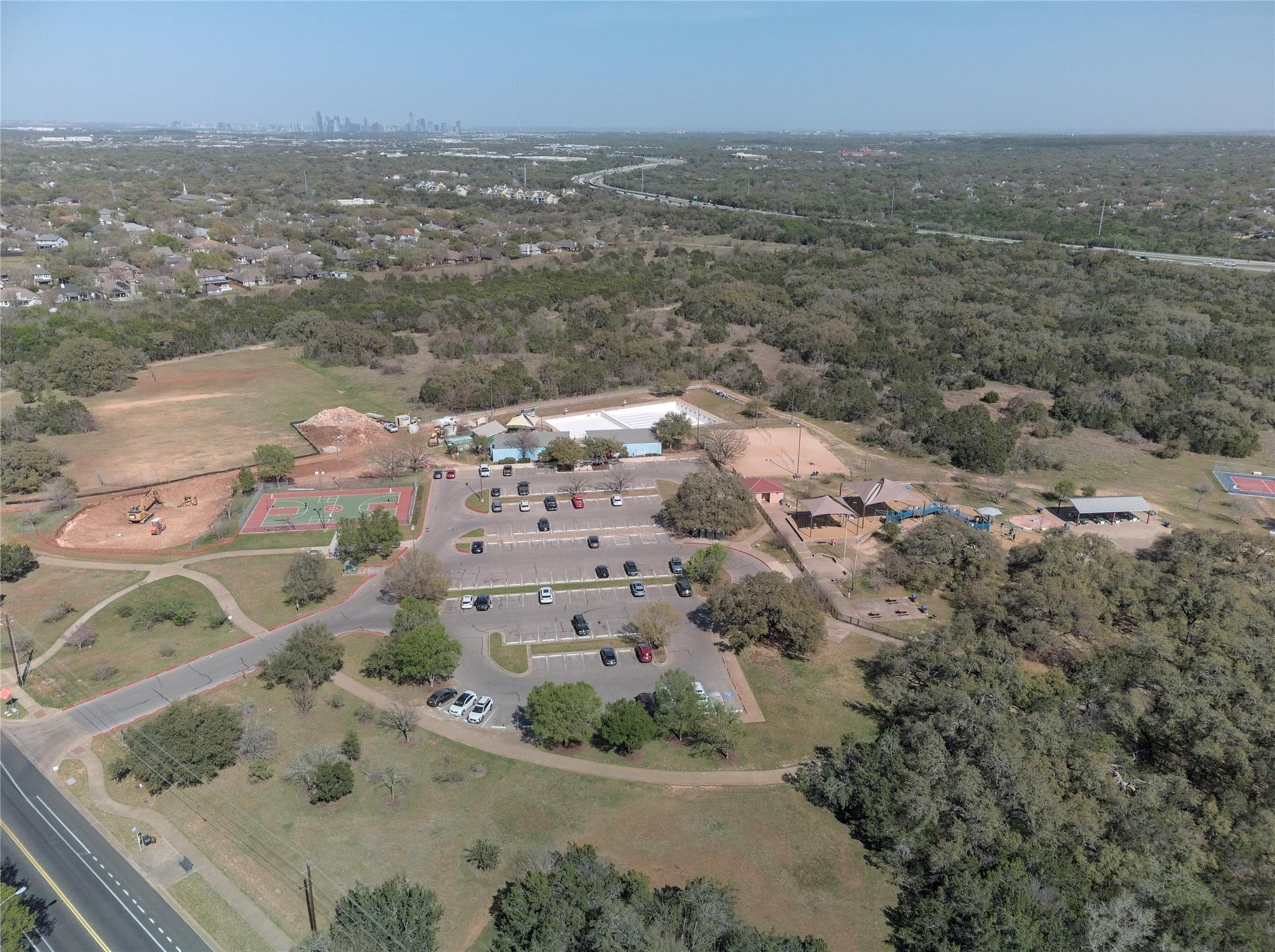 8208 Ganttcrest Dr Property Photo 35